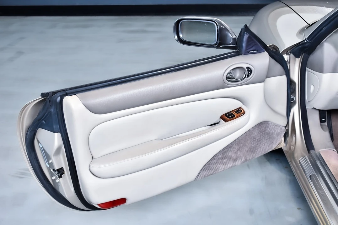 2000 Jaguar X100 XK8 - Image 30 of 30