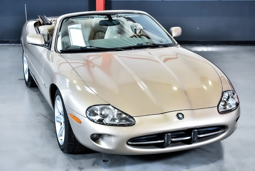 2000 Jaguar X100 XK8 - Image 3 of 30