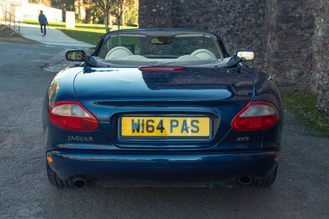 2000 Jaguar X100 XK8 - Image 7 of 30
