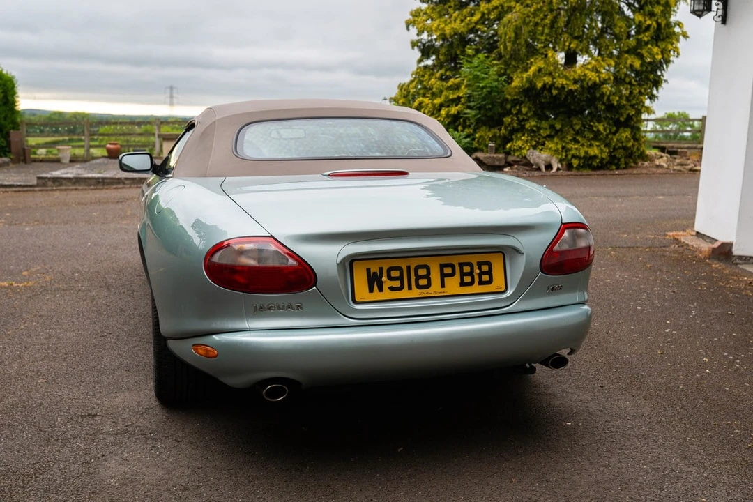 2000 Jaguar X100 XK8 - Image 11 of 30