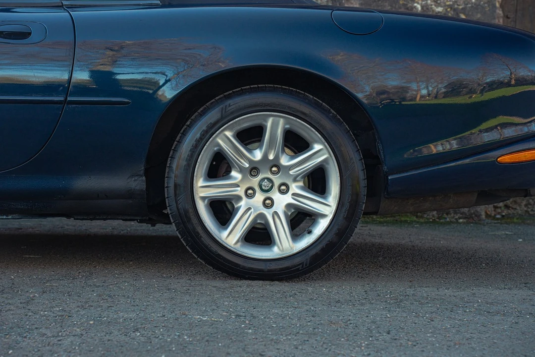 2000 Jaguar X100 XK8 - Image 18 of 30