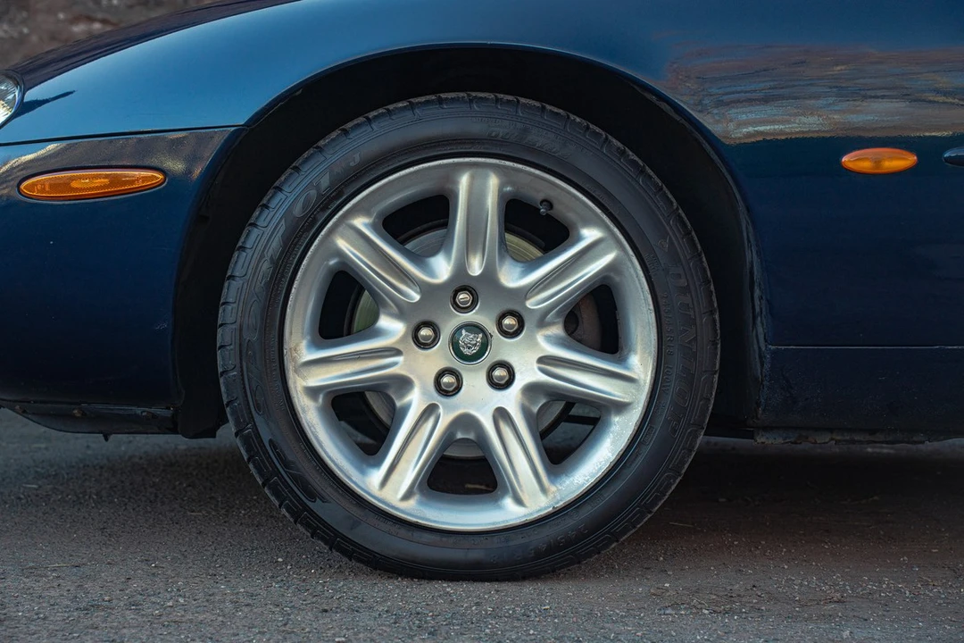 2000 Jaguar X100 XK8 - Image 17 of 30