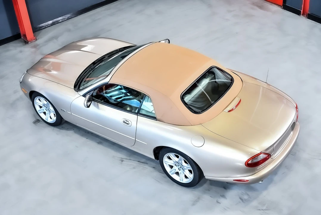 2000 Jaguar X100 XK8 - Image 28 of 30