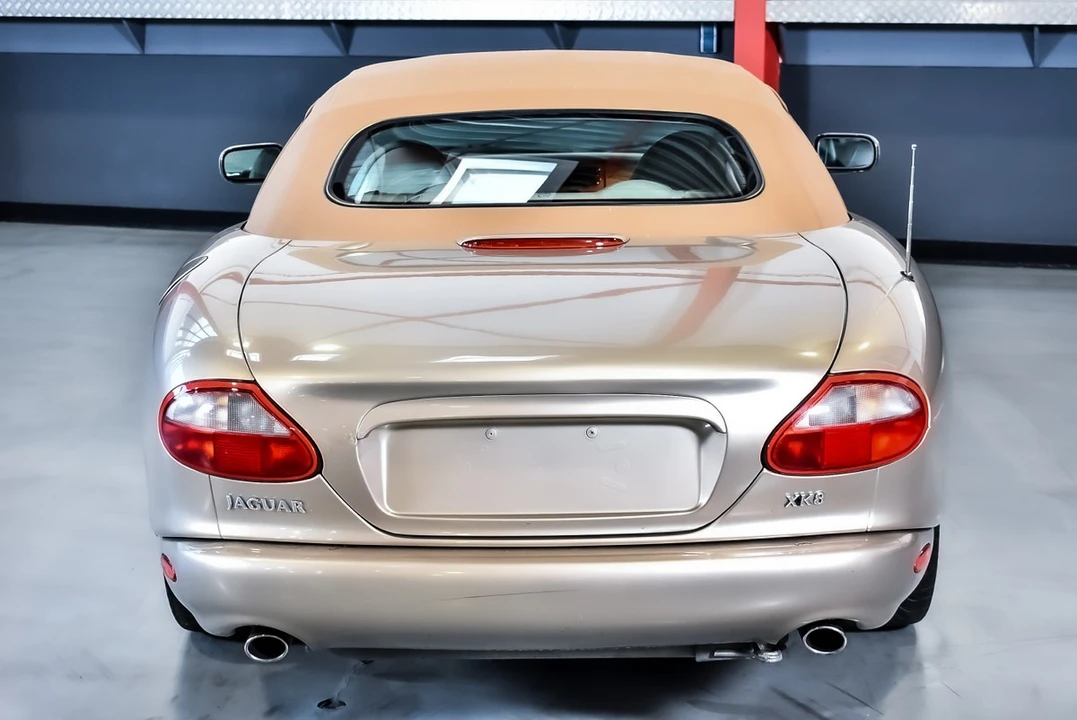 2000 Jaguar X100 XK8 - Image 23 of 30