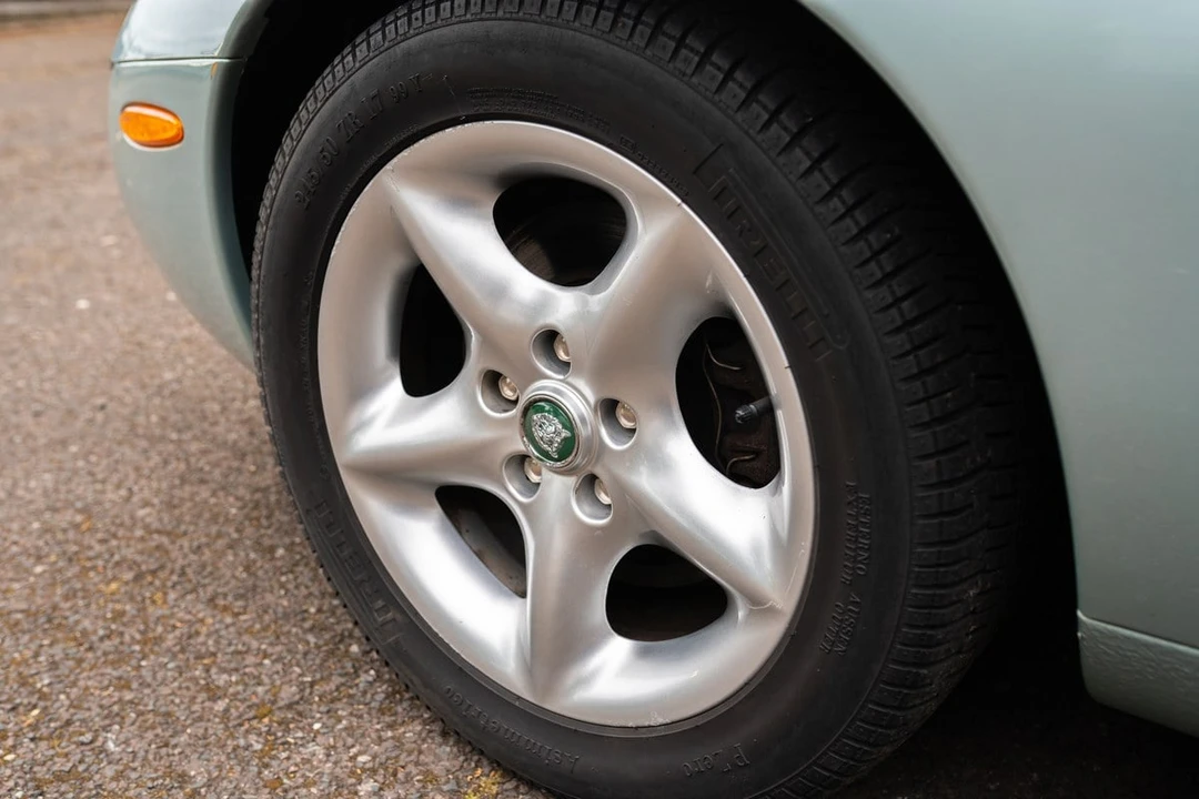 2000 Jaguar X100 XK8 - Image 19 of 30