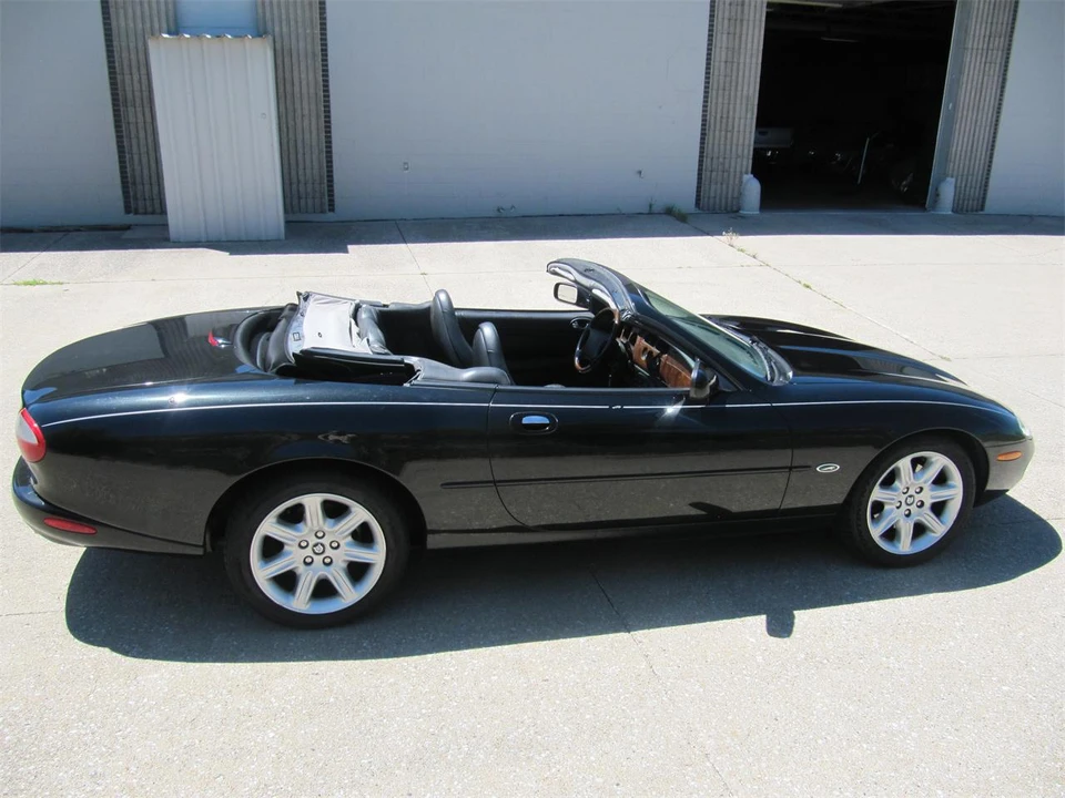 2000 Jaguar X100 XK8 - Image 11 of 21