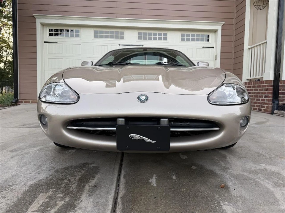 2000 Jaguar X100 XK8 - Image 3 of 31