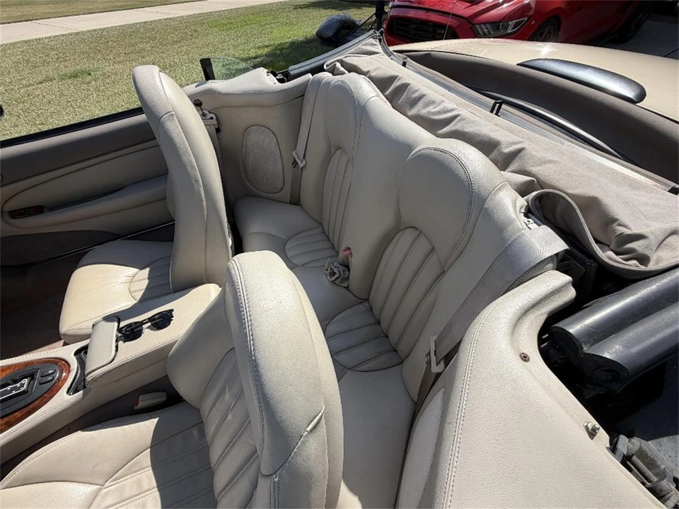 2000 Jaguar X100 XK8 - Image 19 of 31