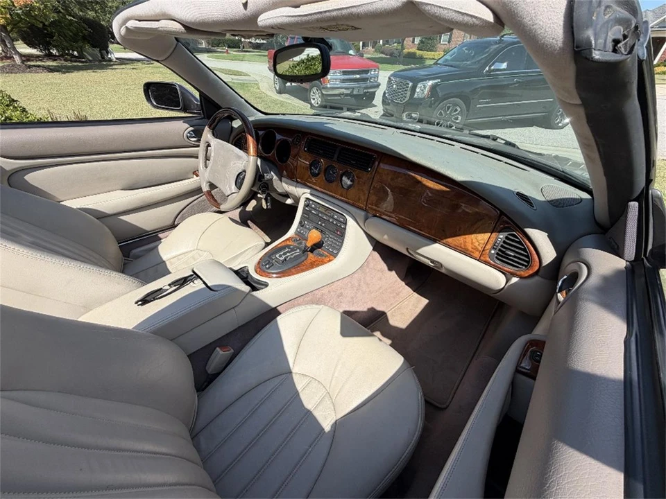 2000 Jaguar X100 XK8 - Image 23 of 31
