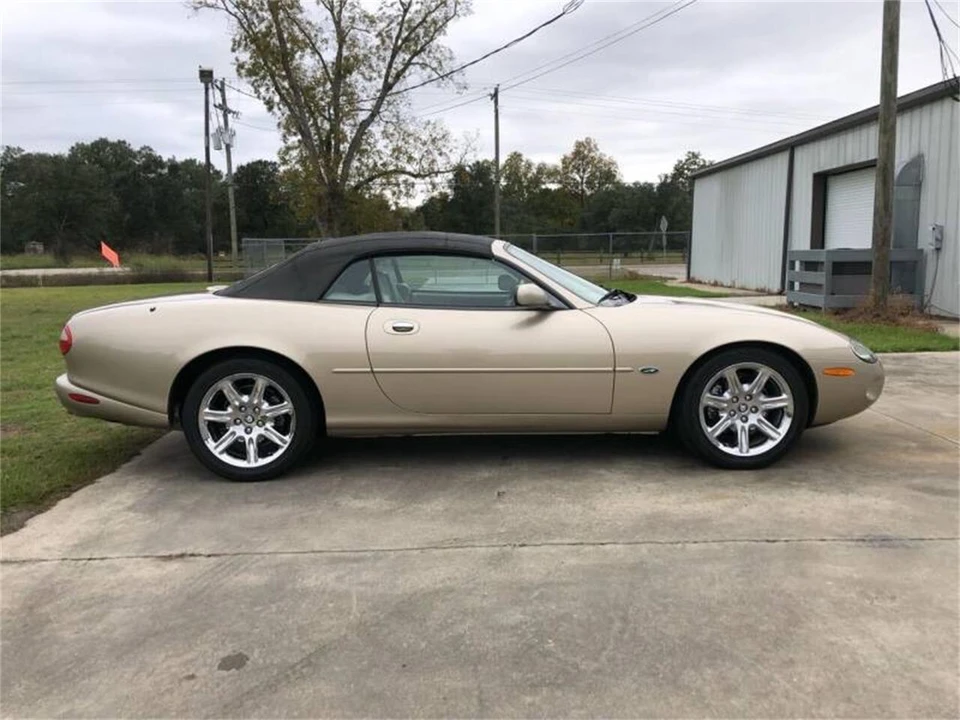 2000 Jaguar X100 XK8 - Image 2 of 11