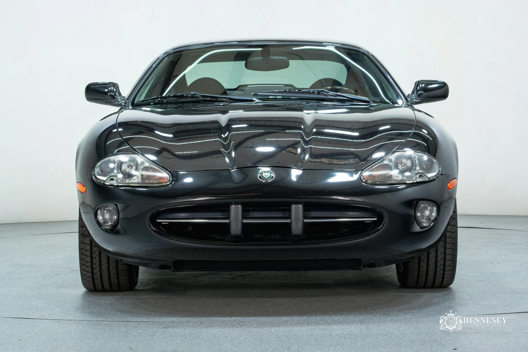 2000 Jaguar X100 XK8 - Image 2 of 31
