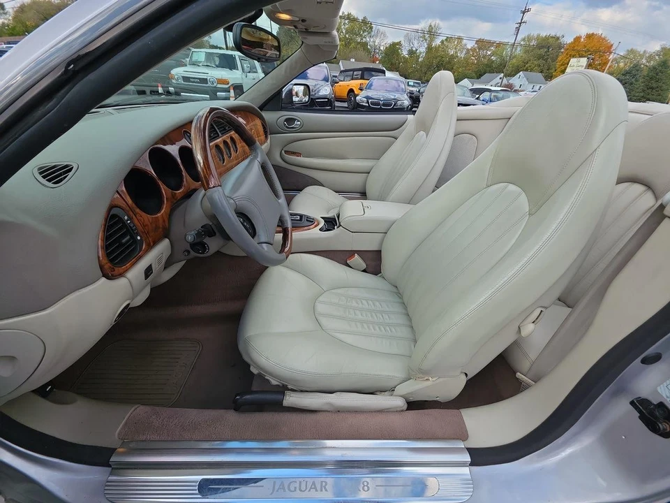 2000 Jaguar X100 XK8 - Image 3 of 31