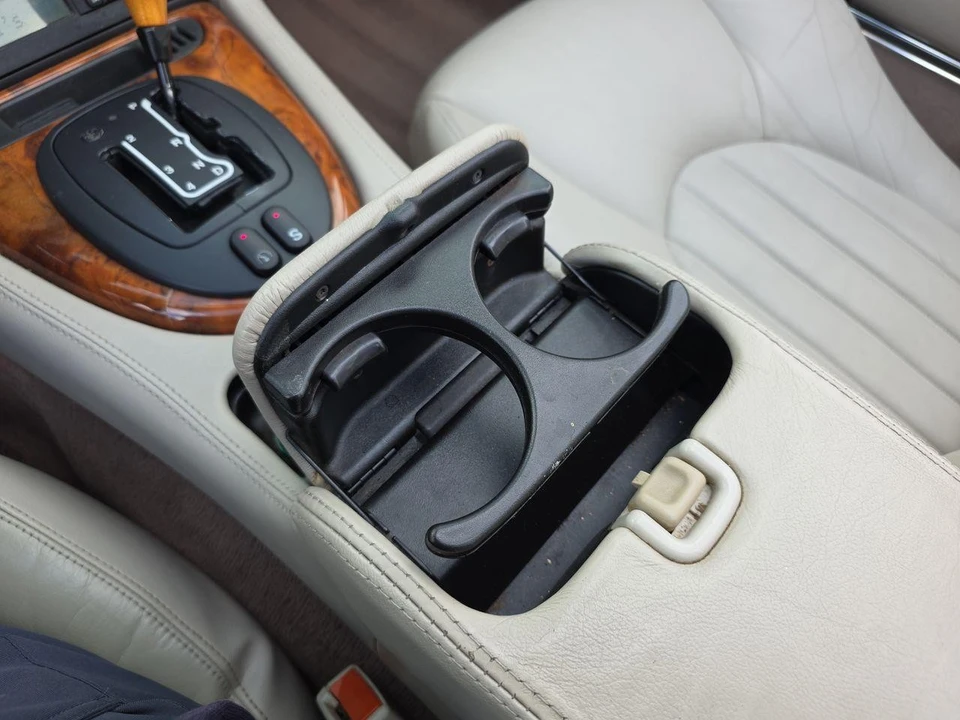 2000 Jaguar X100 XK8 - Image 26 of 31