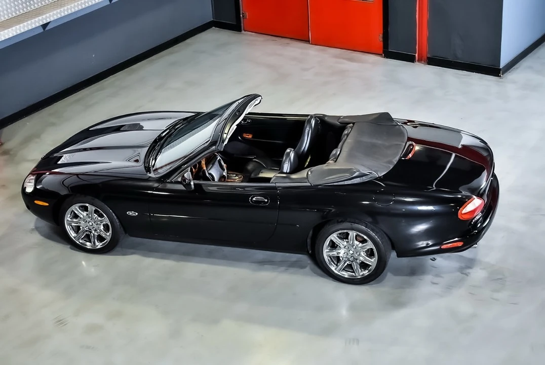 2000 Jaguar X100 XK8 - Image 29 of 30