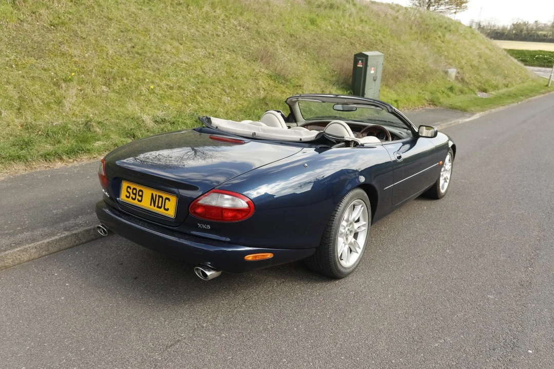 2000 Jaguar X100 XK8 - Image 20 of 30