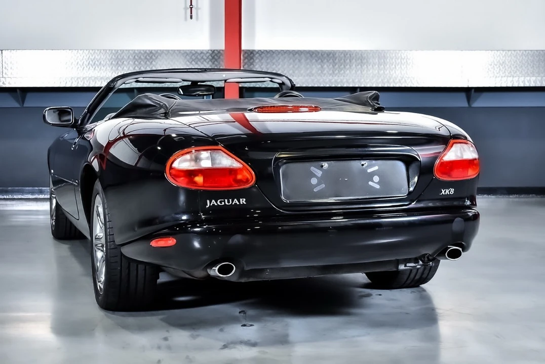 2000 Jaguar X100 XK8 - Image 21 of 30
