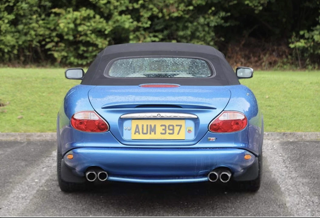 2000 Jaguar X100 XK8 - Image 12 of 30
