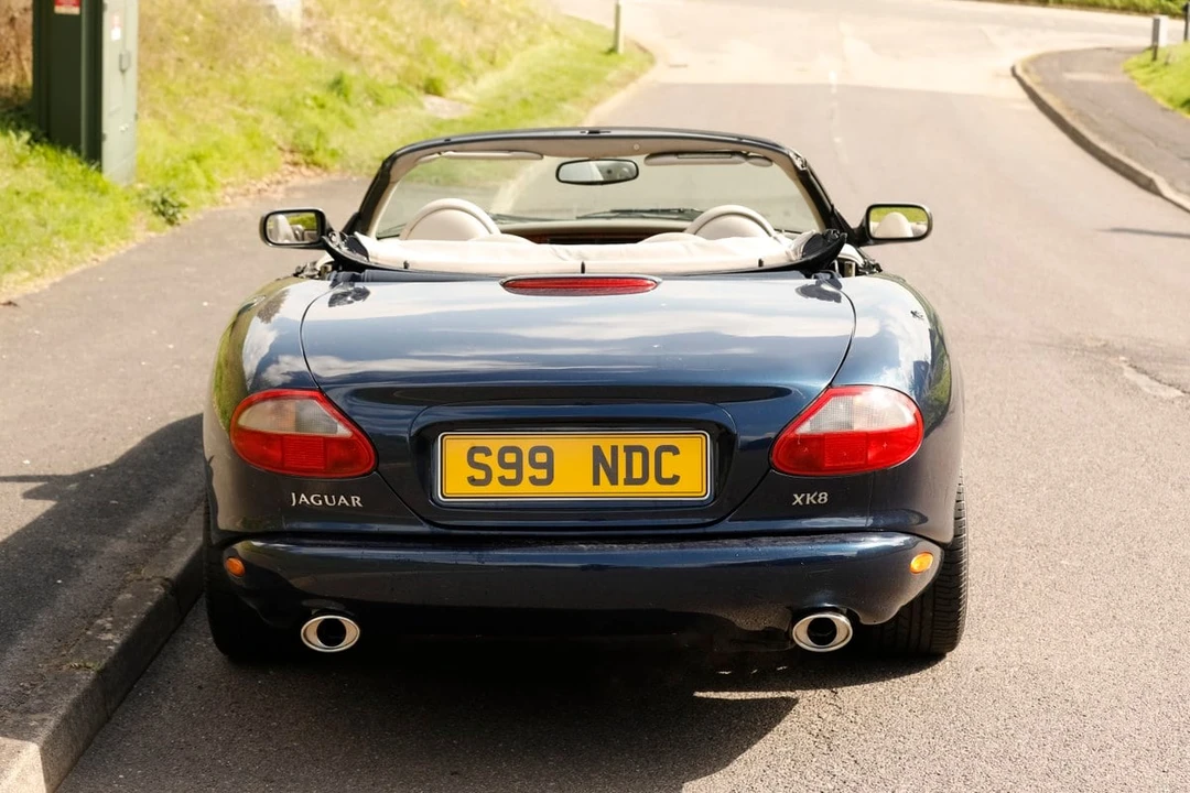 2000 Jaguar X100 XK8 - Image 24 of 30