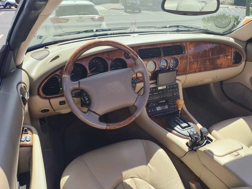 2000 Jaguar X100 XK8 - Image 3 of 5