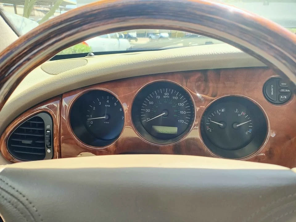 2000 Jaguar X100 XK8 - Image 4 of 5