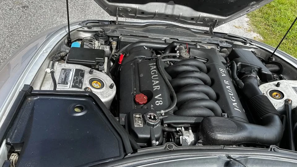 2000 Jaguar X100 XK8 - Image 4 of 5