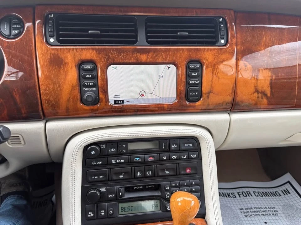 2000 Jaguar X100 XK8 - Image 6 of 8
