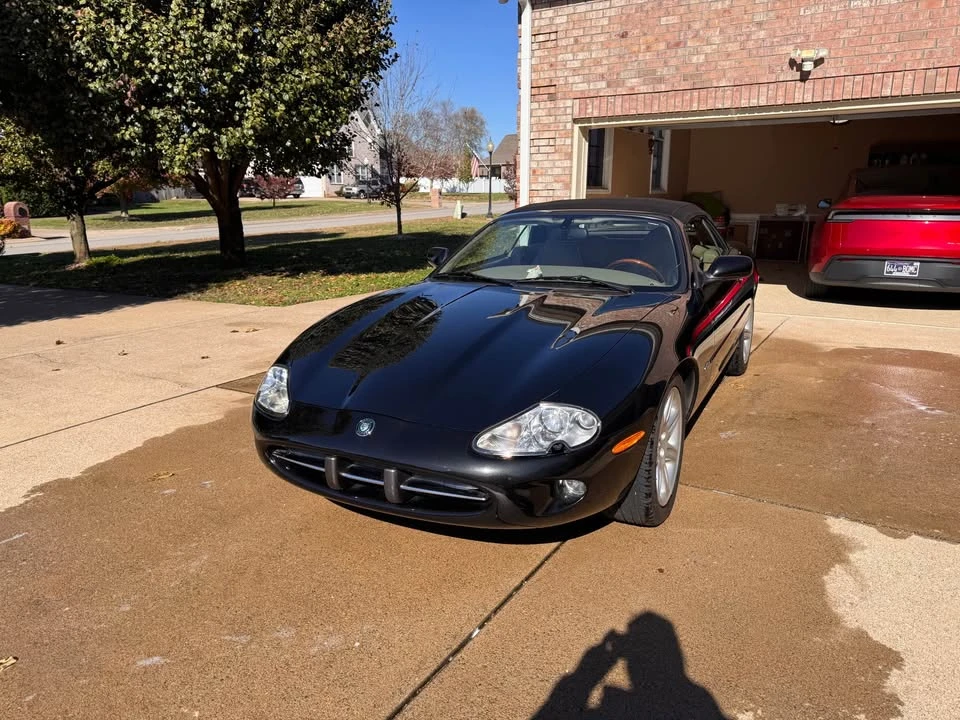 2000 Jaguar X100 XK8 - Image 2 of 16