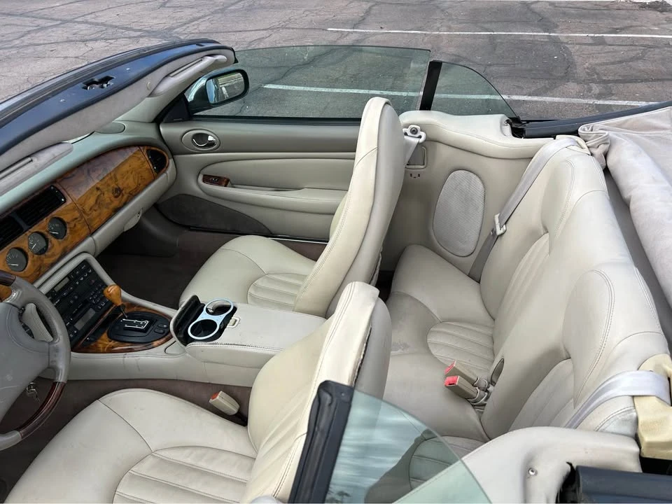 2000 Jaguar X100 XK8 - Image 11 of 12