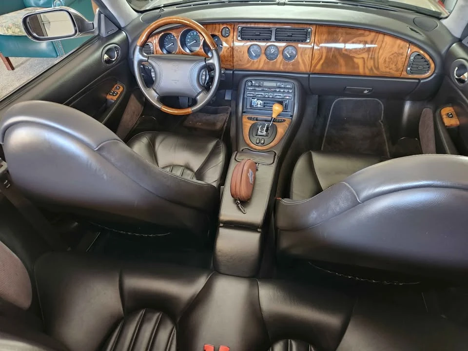 2000 Jaguar X100 XK8 - Image 4 of 10