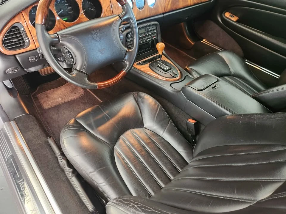 2000 Jaguar X100 XK8 - Image 6 of 10