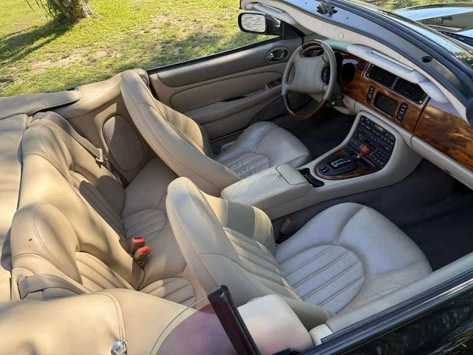 2000 Jaguar X100 XK8 - Image 4 of 4
