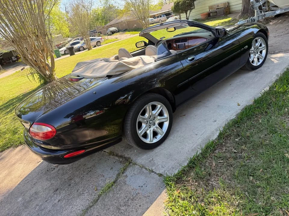 2000 Jaguar X100 XK8 - Image 3 of 4