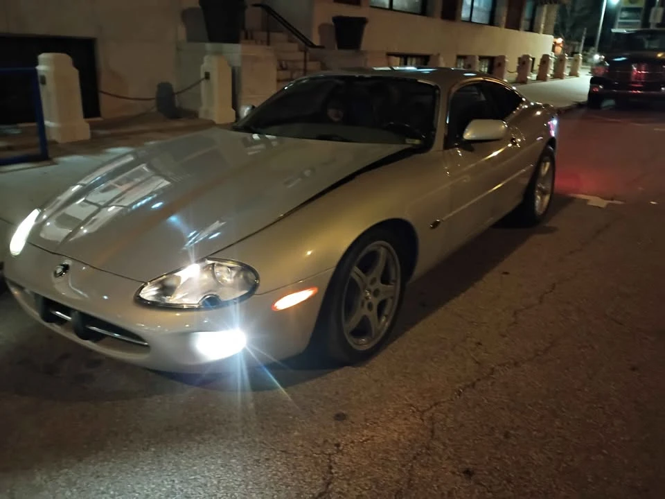 2000 Jaguar X100 XK8 - Image 3 of 3
