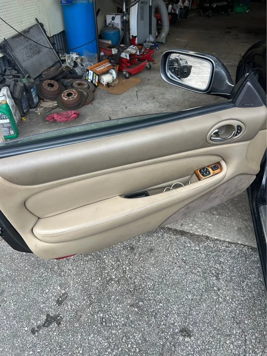 2000 Jaguar X100 XK8 - Image 6 of 8