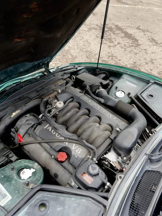 2000 Jaguar X100 XK8 - Image 9 of 14