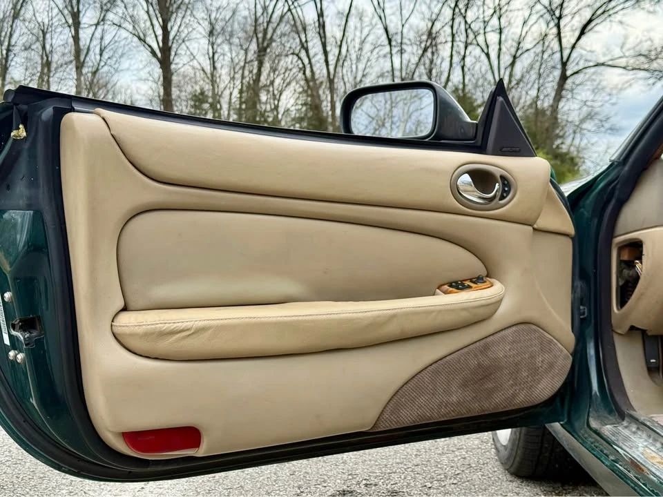 2000 Jaguar X100 XK8 - Image 10 of 14