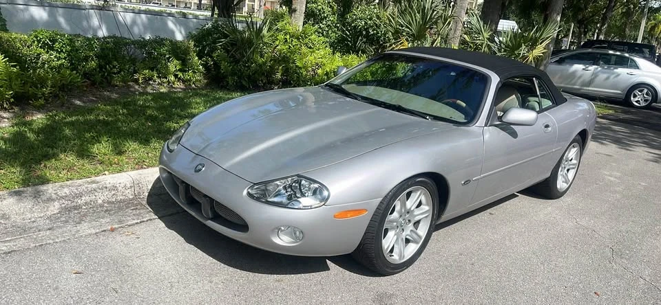 2000 Jaguar X100 XK8 - Image 2 of 8