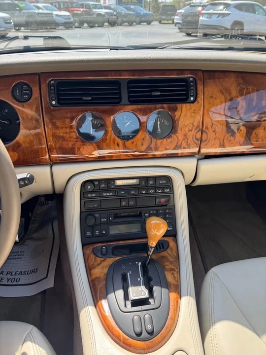 2000 Jaguar X100 XK8 - Image 10 of 12