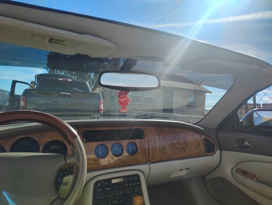 2000 Jaguar X100 XK8 - Image 2 of 7