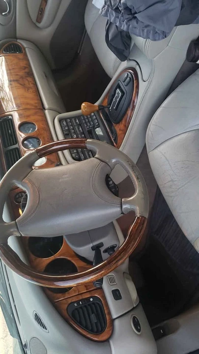 2000 Jaguar X100 XK8 - Image 2 of 10