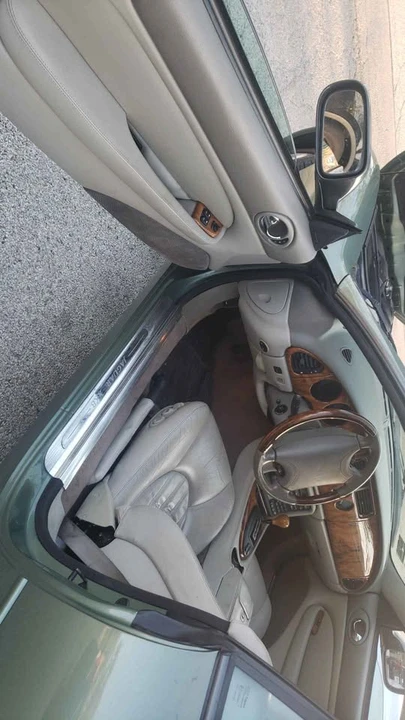 2000 Jaguar X100 XK8 - Image 8 of 10