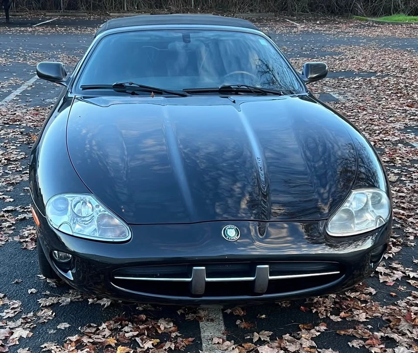 2000 Jaguar X100 XK8 - Image 3 of 4