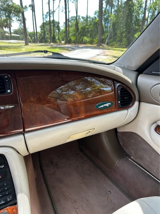2000 Jaguar X100 XK8 - Image 4 of 11