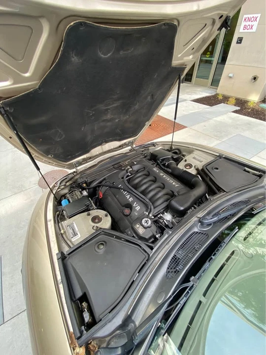2000 Jaguar X100 XK8 - Image 18 of 19
