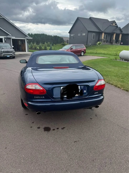 2000 Jaguar X100 XK8 - Image 3 of 10