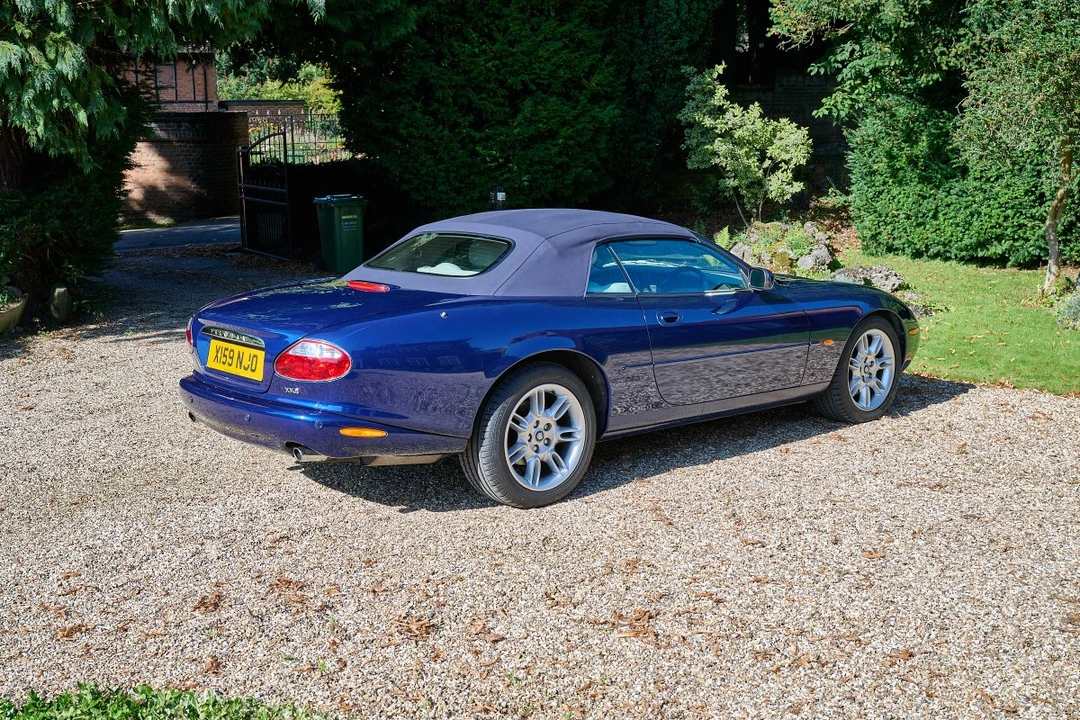 2000 Jaguar X100 XK8 - Image 19 of 30