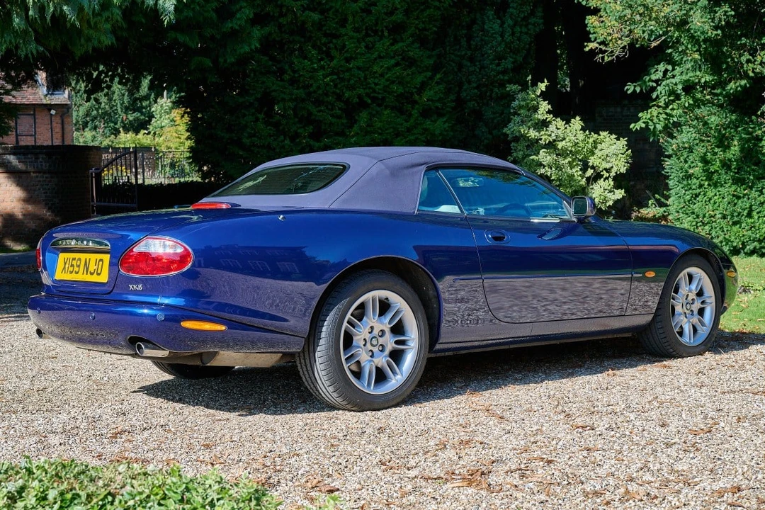 2000 Jaguar X100 XK8 - Image 20 of 30