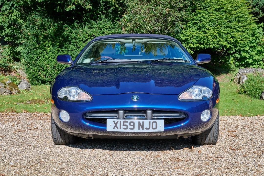 2000 Jaguar X100 XK8 - Image 8 of 30
