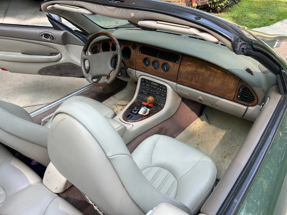 2000 Jaguar X100 XK8 - Image 4 of 5