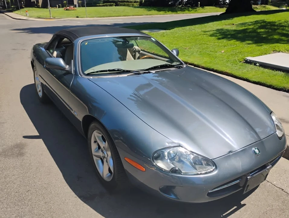 2000 Jaguar X100 XK8 - Image 3 of 16